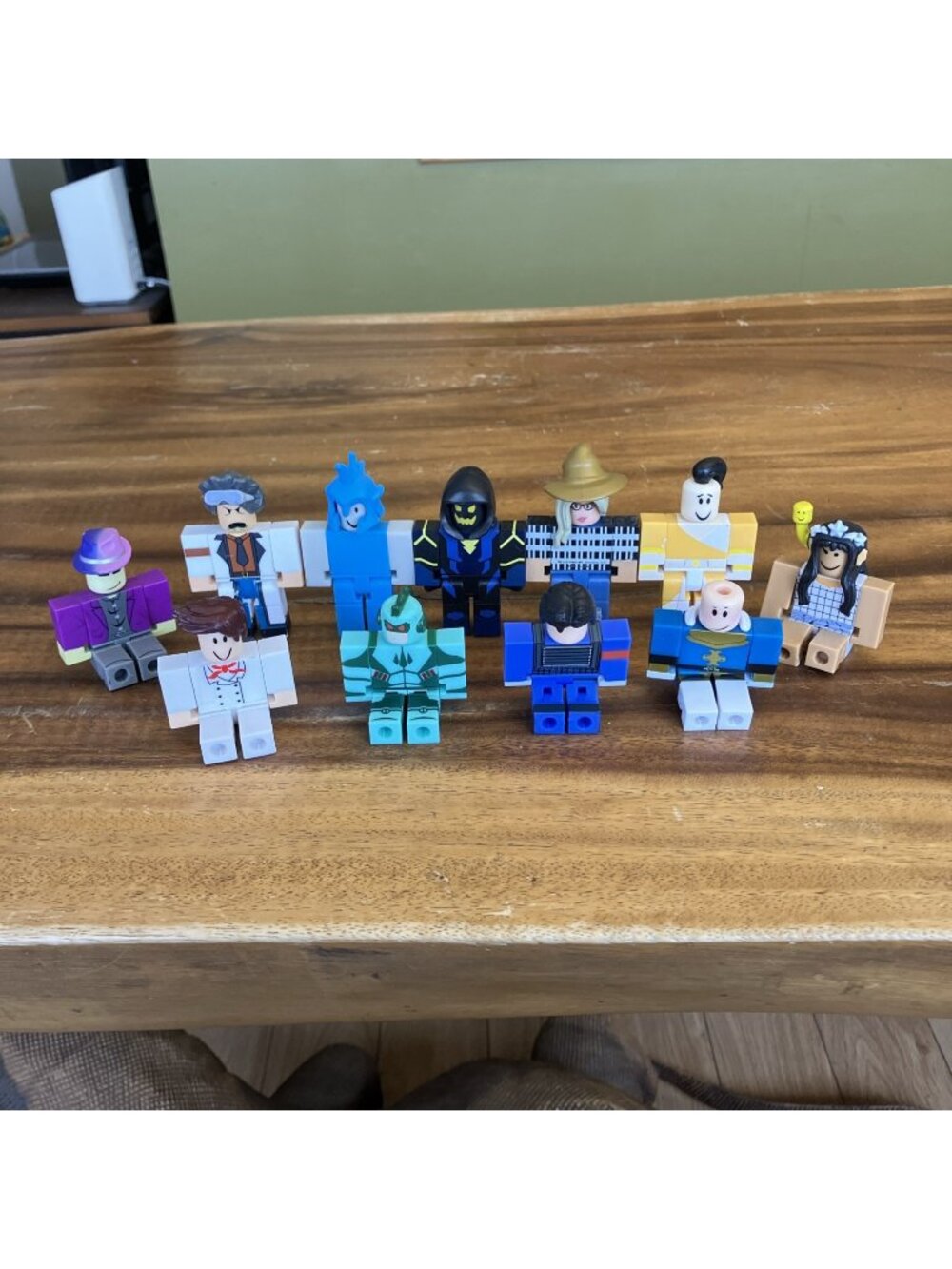 R0BL0X Action Figures Lot Assorted Characters